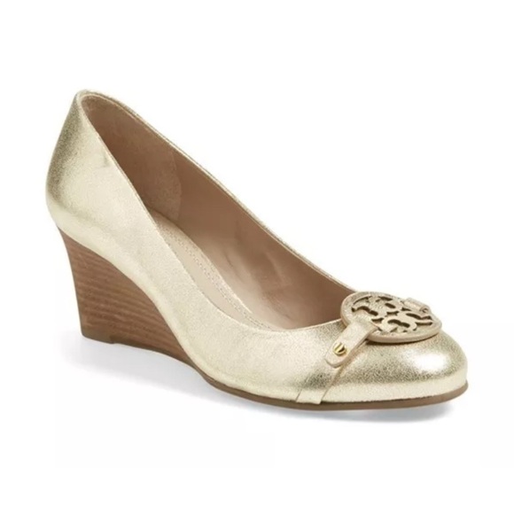 TORY BURCH Gold Metallic Leather Wedges Mini Miller heels Women's Sz 8.5 EUC - Picture 3 of 15
